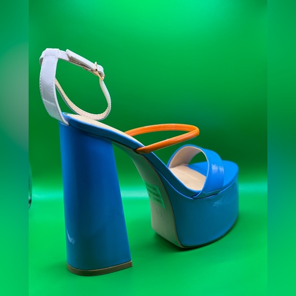 KAYLEEN By Los Angeles Shoes - Kayleen Tonni Platform